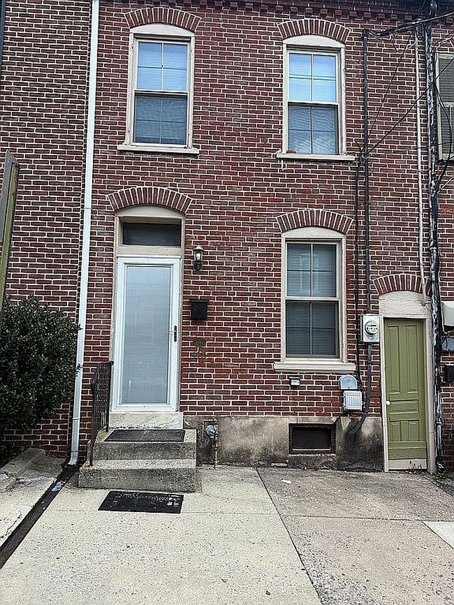 Photo of 415 N Lumber St, Allentown, PA