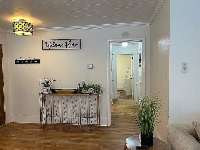 Additional photo 2 of property located at 304 Navarre St