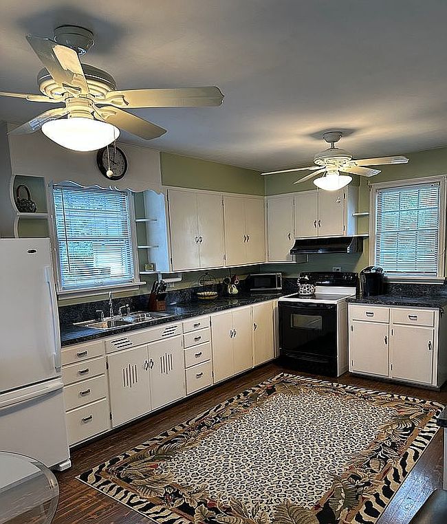 Image of 135 Biede Ave