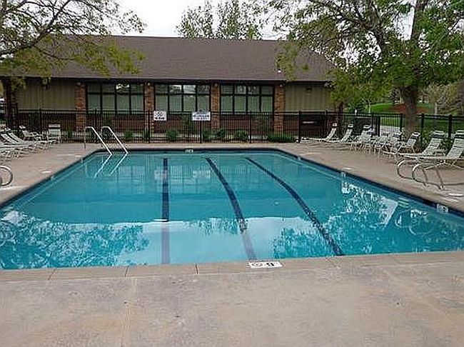 Photo of 13767 E Marina Dr Unit B, Aurora, CO