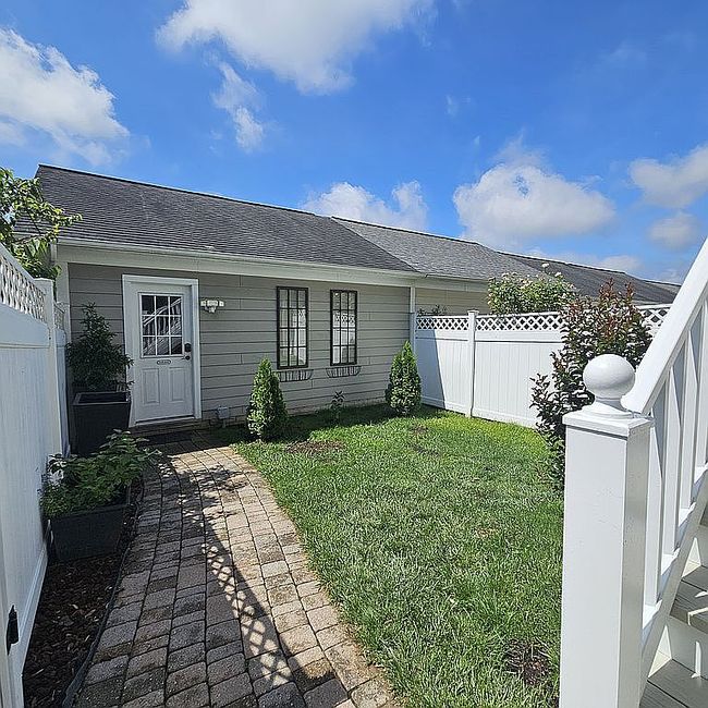 Photo of 3835 Sugarloaf Pkwy, Frederick, MD