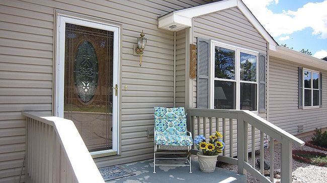 Additional photo 2 of property located at 747 W Henrietta Ave