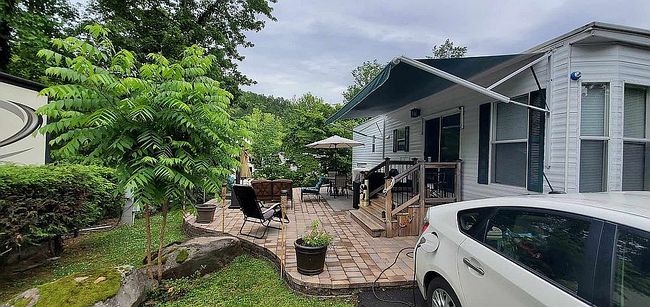 Image of 2525 Cornell Dr