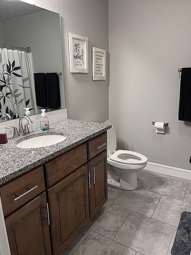 Photo of 526 Nw 62nd Ave, Bentonville, AR