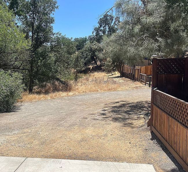 Photo of 16064 41st Ave, Clearlake, CA
