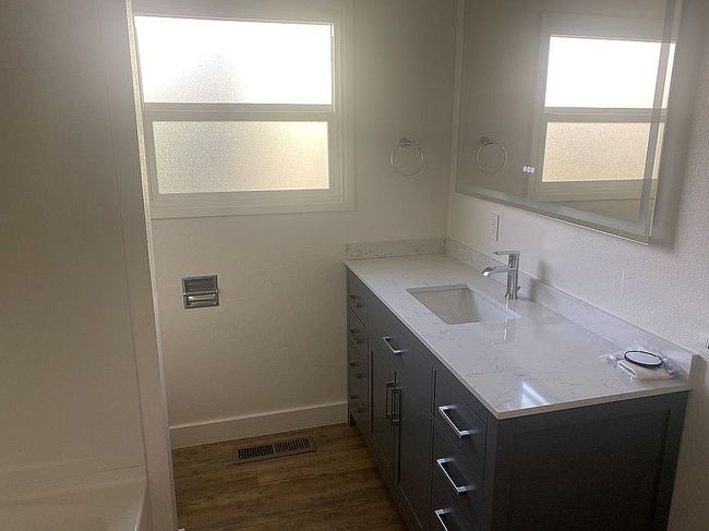 Image of 2426 Sw Olson Ave