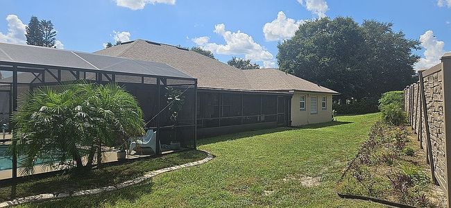 Additional photo 3 of property located at 10841 Vineyard Ct