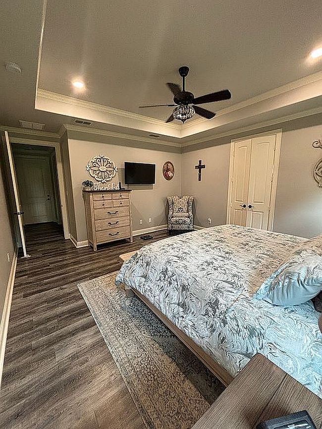 Image of 12224 Oak Grove Dr