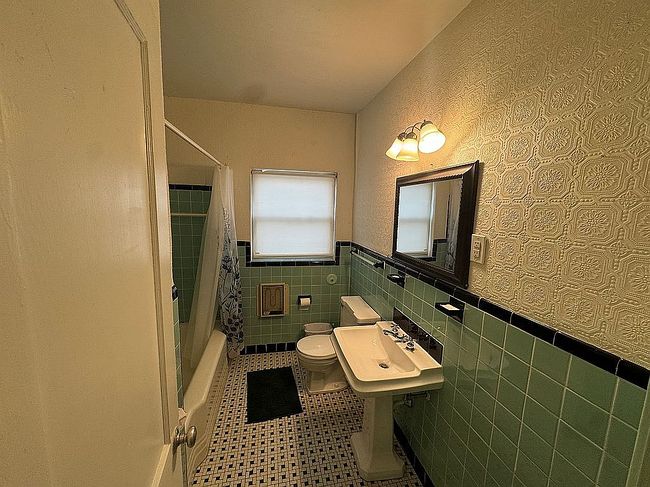 Image of 3535 Hanover Ave Unit B