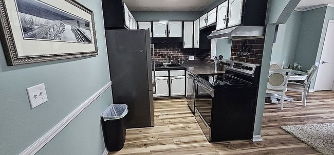Image of 17 Century St Unit 17