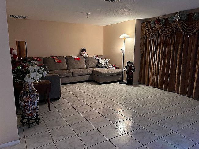 Image of 8516 Forest Glade Dr