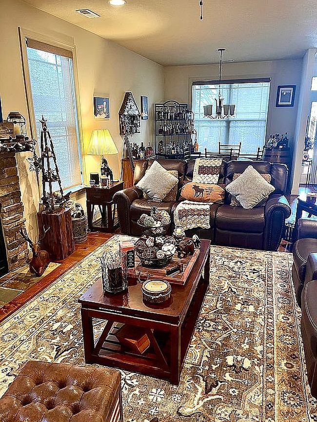 Image of 324 Brownstone Cir
