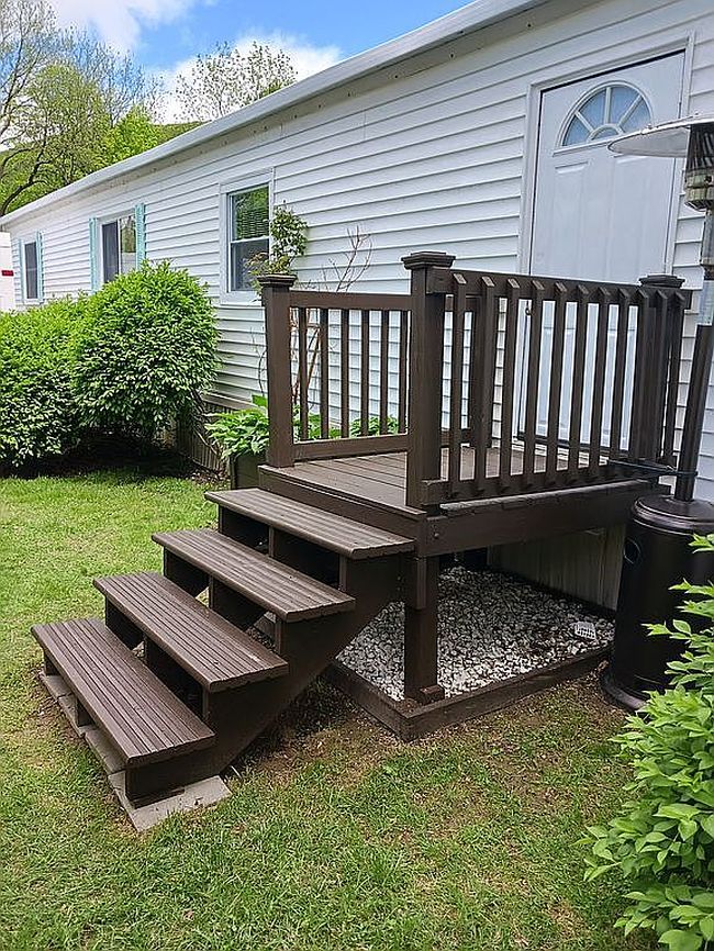 Photo of 4 Baseline Rd, Cold Spring, NY