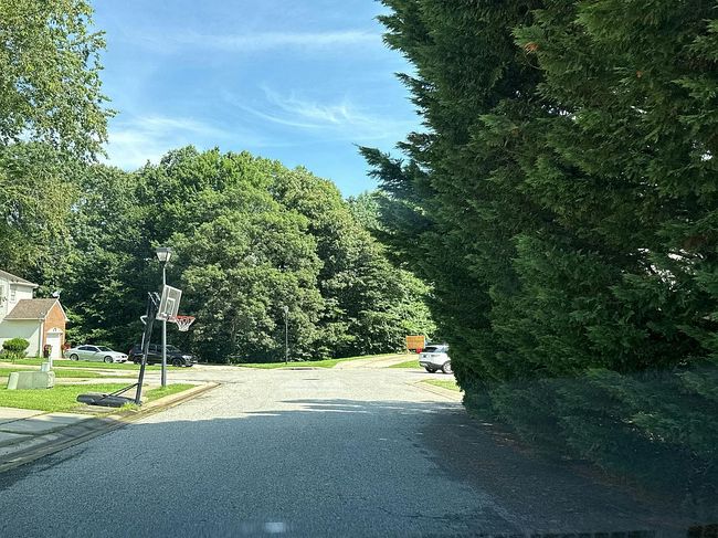 Photo of 8 Redden Ct, Bear, DE