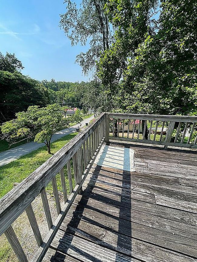 Photo of 1709 Miller St, Ashland, KY