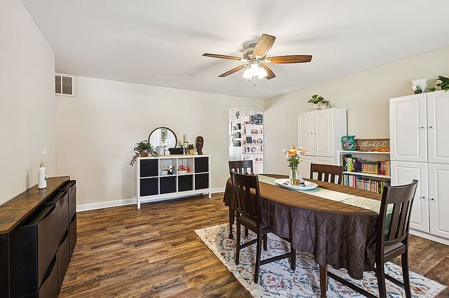 Photo of 509 Fenton Ave, Romeoville, IL