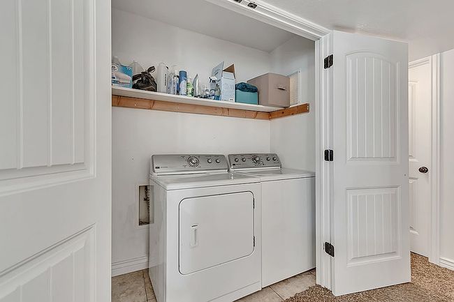Image of 380 W Hillside Dr