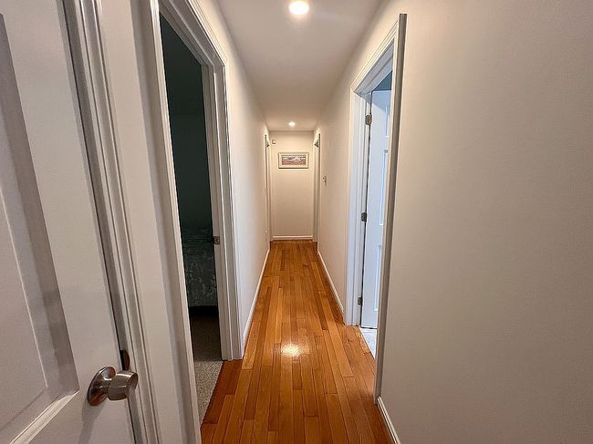 Photo of 25 Woodcrest Ln, West Yarmouth, MA