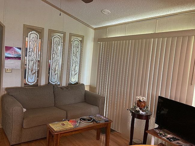 Additional photo 3 of property located at 44 Betty Dr