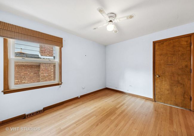 Additional photo 2 of property located at 7504 N Oconto Ave