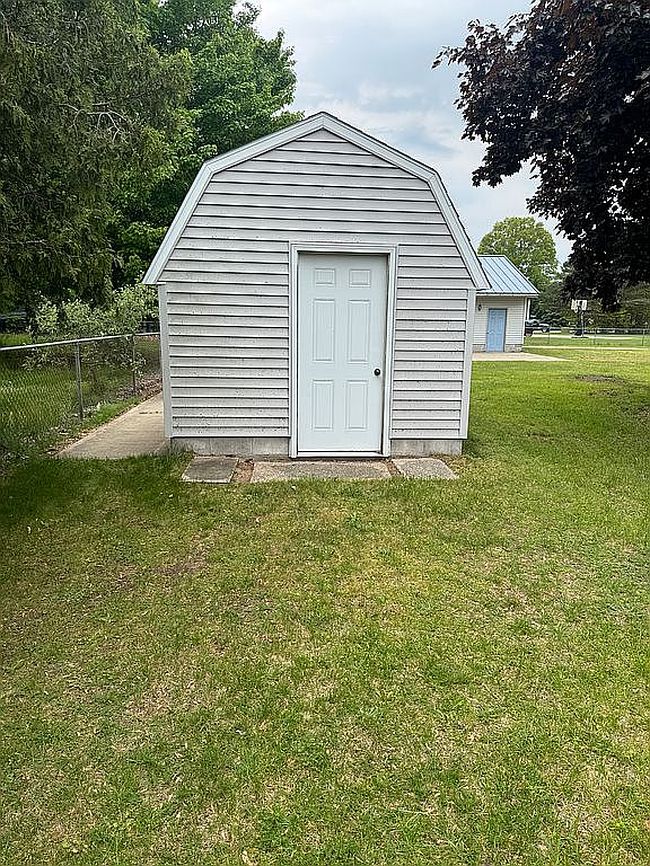 Image of 3575 S Dangl Rd