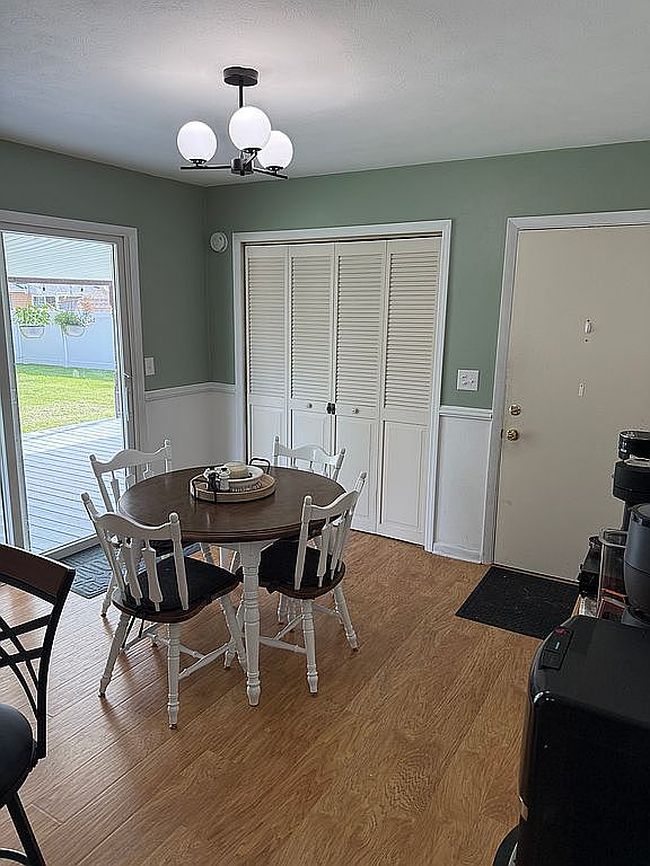 Photo of 214 Palm St, Canton, IL