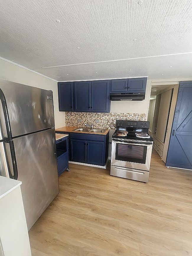 Photo of 458 Holiday Blvd, Lakeland, FL