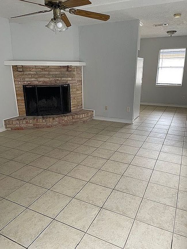 4315 Ravine Dr, Friendswood, TX