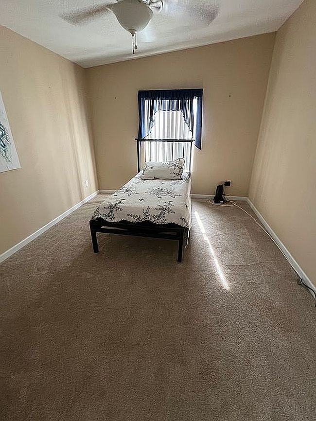 Additional photo 2 of property located at 8721 26th Dr E