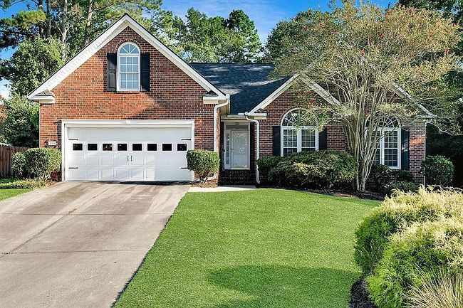 Photo of 208 Springwood Ct