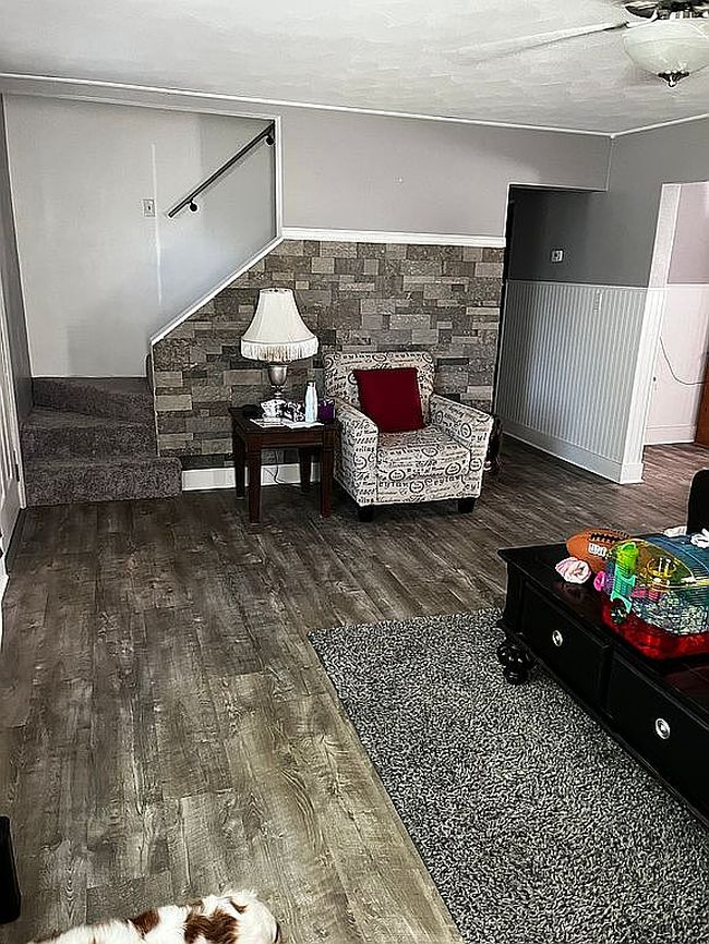 Additional photo 2 of property located at 817 N Briegel St