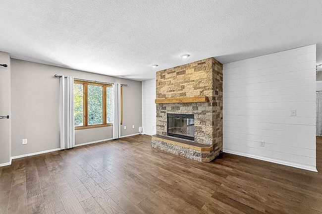 Photo of 1814 5th St Sw, Altoona, IA
