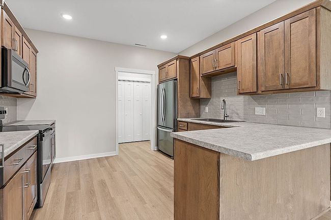 Photo of 605 Northwood Pl, Janesville, MN