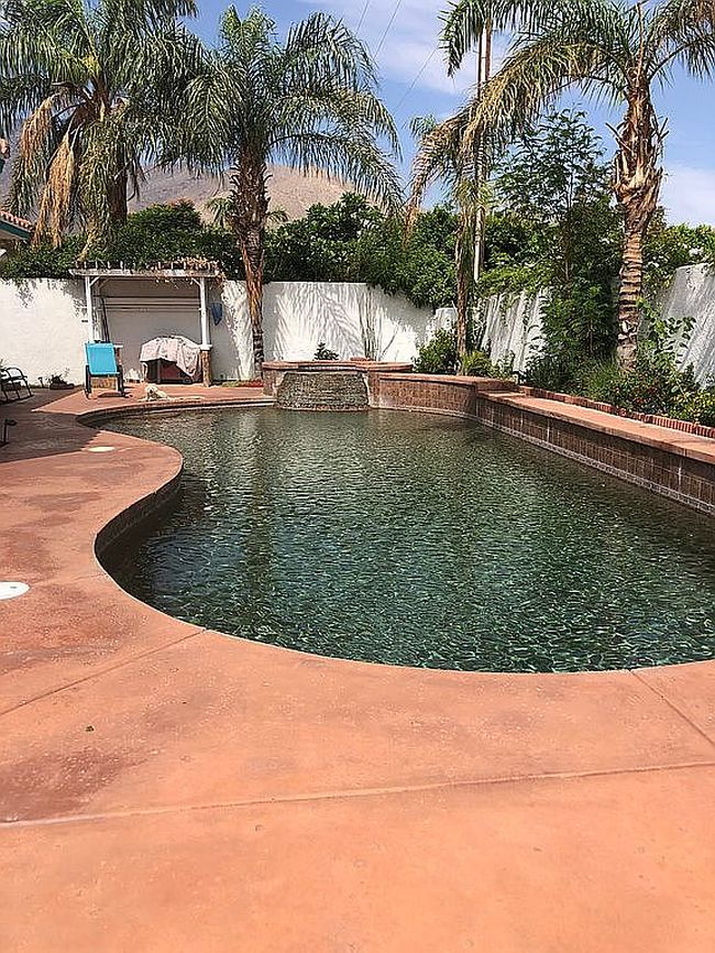 Image of 416 W Dominguez Rd