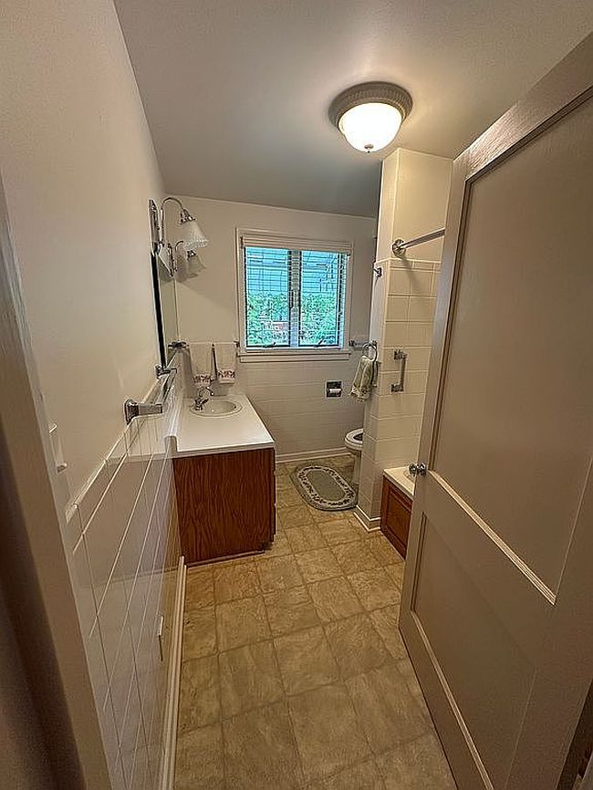 Image of 398 Butler St
