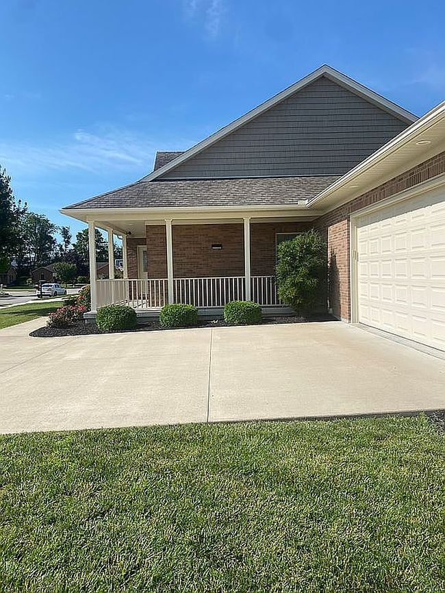 Photo of 12 Degas Ln, Versailles, OH