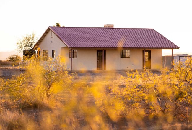 Additional photo 3 of property located at 6570 N Laredo Dr