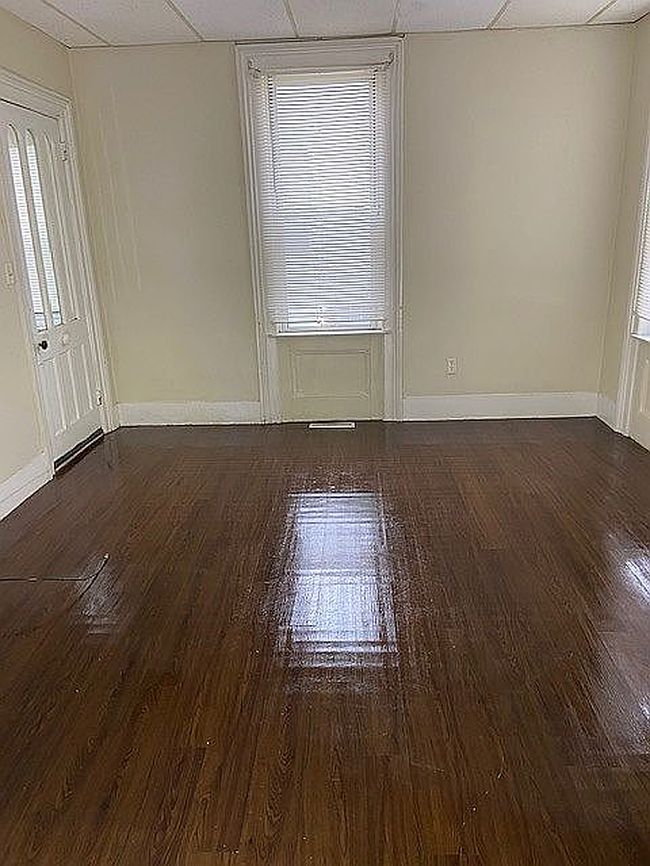Image of 174 Syracuse Ave