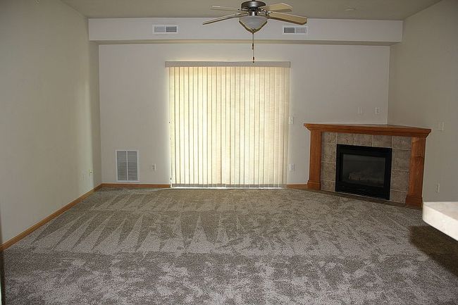 Photo of 470 N 1st Ave Apt 204, Iowa City, IA