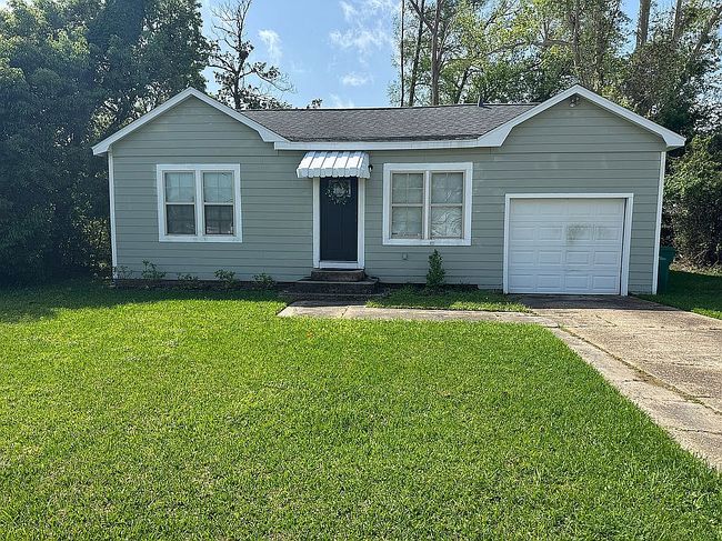 Image of 3509 Maplewood Dr
