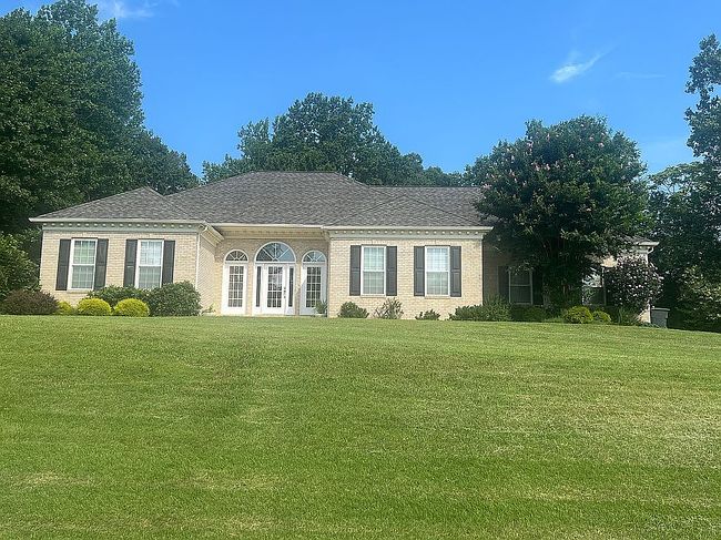 Photo of 3005 Blackberry Ln