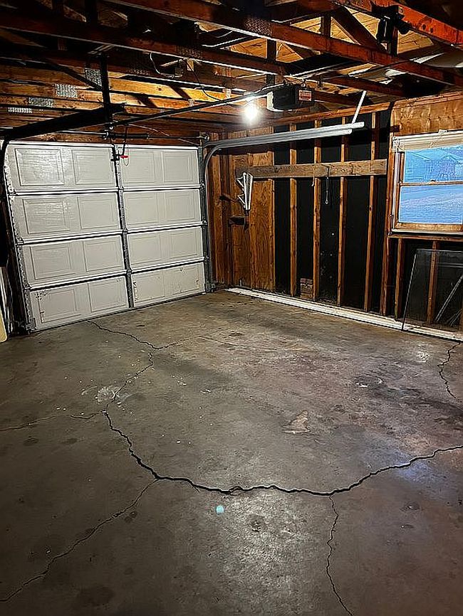 Additional photo 2 of property located at 118 W Pierson St