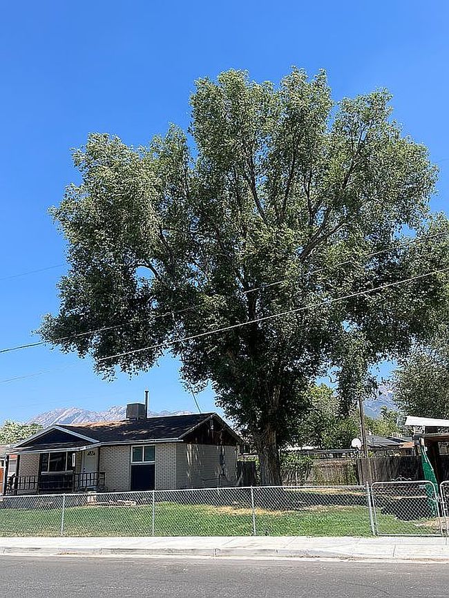Photo of 8933 S 400 E, Sandy, UT