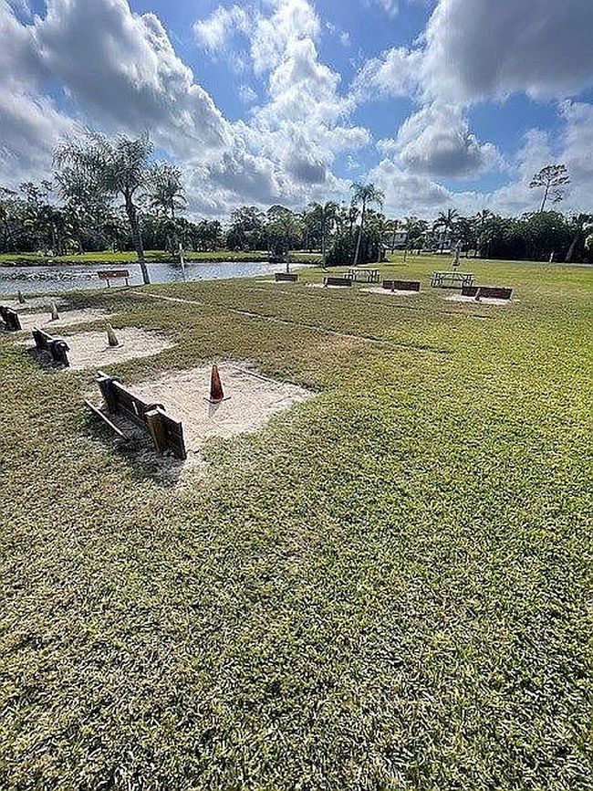 Image of 3787 Sesame Ln