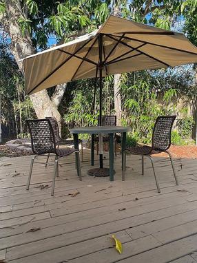 Image of 920 Spruce Dr