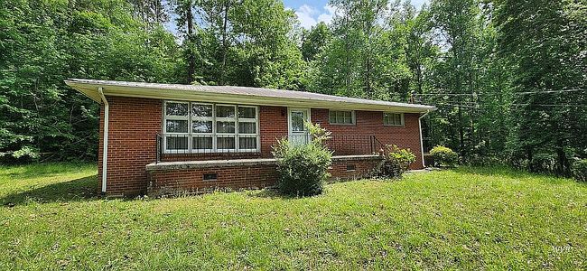 Photo of 125 Lewis Ln, Harriman, TN