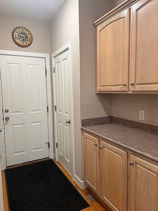 Photo of 1323 Clark Station Rd, Fisherville, KY