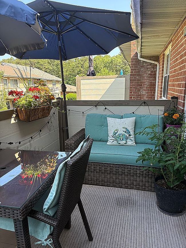 Photo of 25 Glen Hollow Dr Apt H9, Holtsville, NY