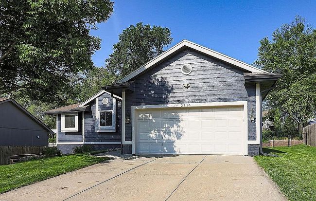 Additional photo 1 of property located at 2516 Thallas St