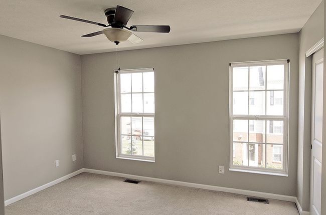 Image of 2620 Calgary